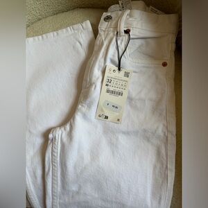 Zara Barrel Leg White Jeans